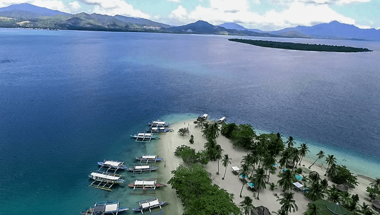 cowrie island honda bay tour island hopping palawan philippines drone photo